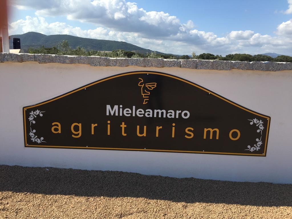 Agriturismo Mieleamaro Villa Olbia Eksteriør bilde