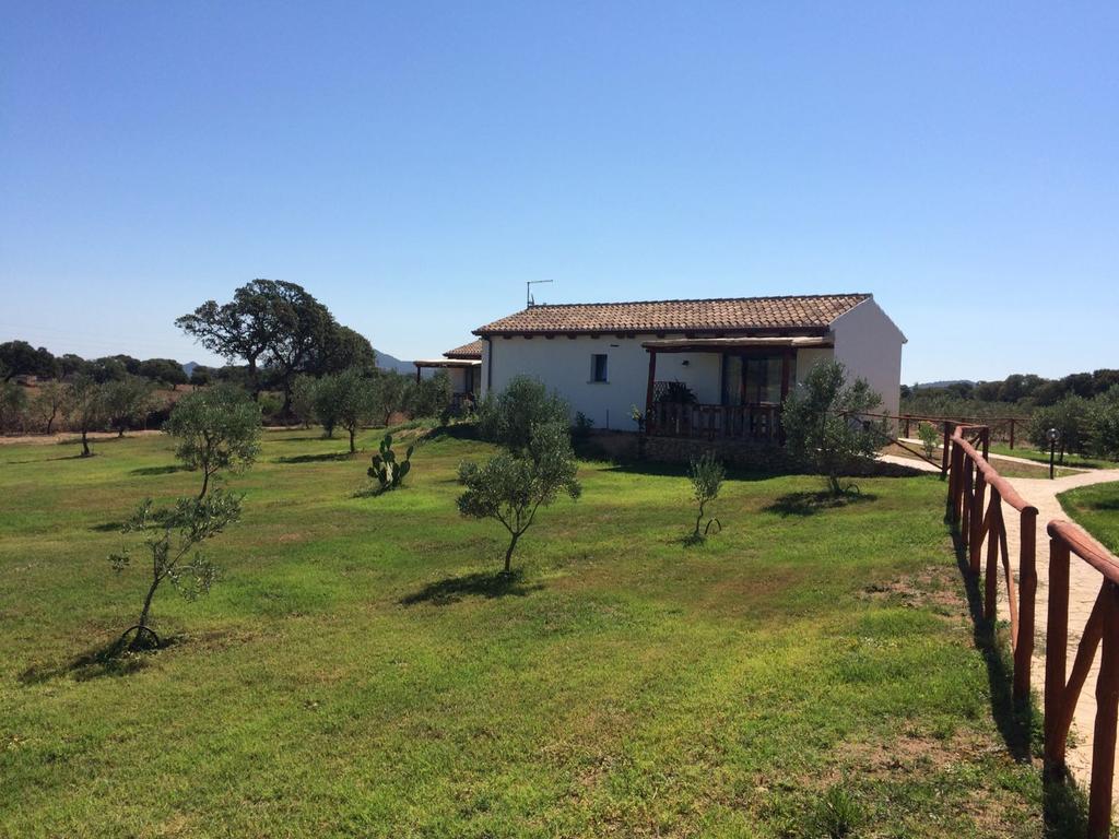 Agriturismo Mieleamaro Villa Olbia Eksteriør bilde